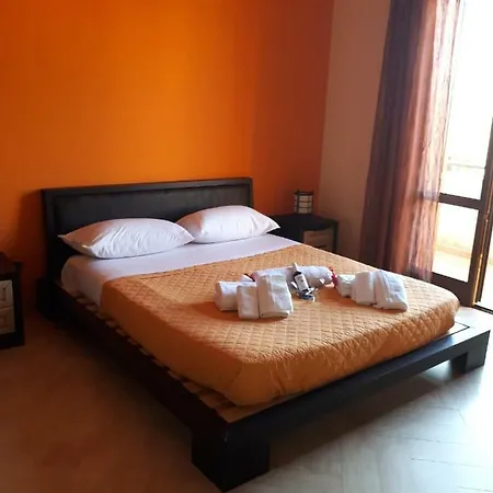 Giulia Apartment